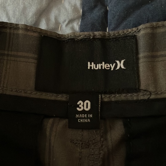 Hurley shorts - Picture 2 of 4